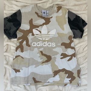 Adidas camp t-shirt Sz L